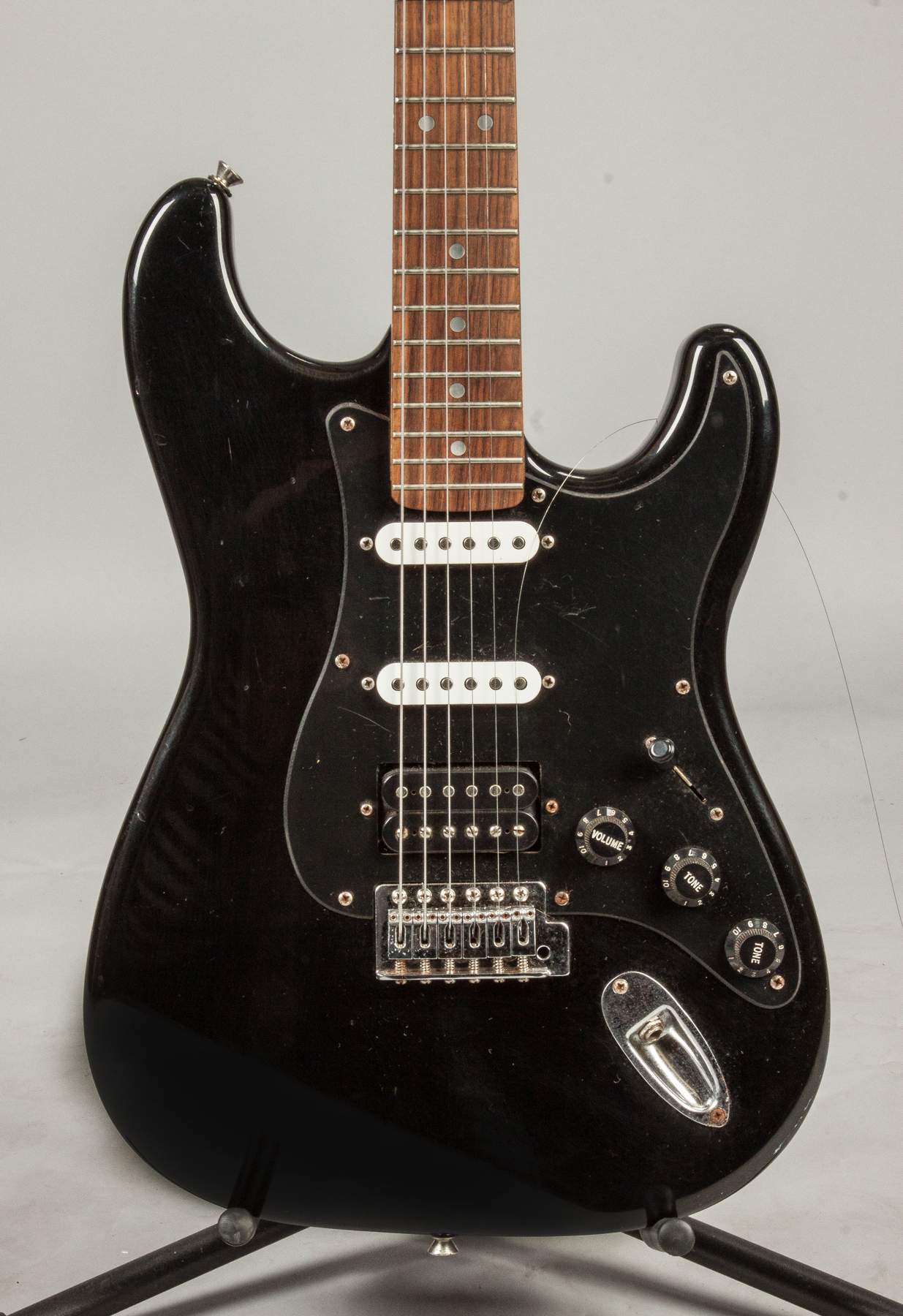 Charvel Stratocaster Reproduction | Cottone Auctions