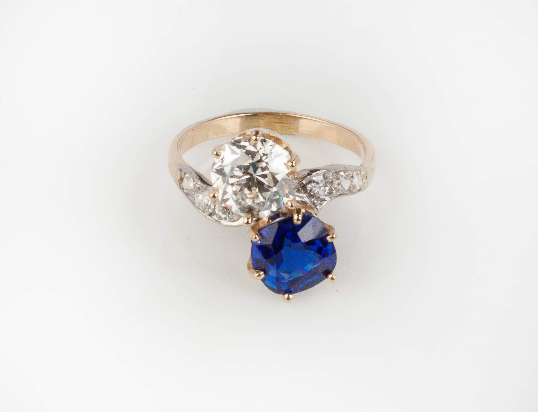 Kashmir Sapphire and Diamond Ladies Vintage Ring, Platinum and Gold ...