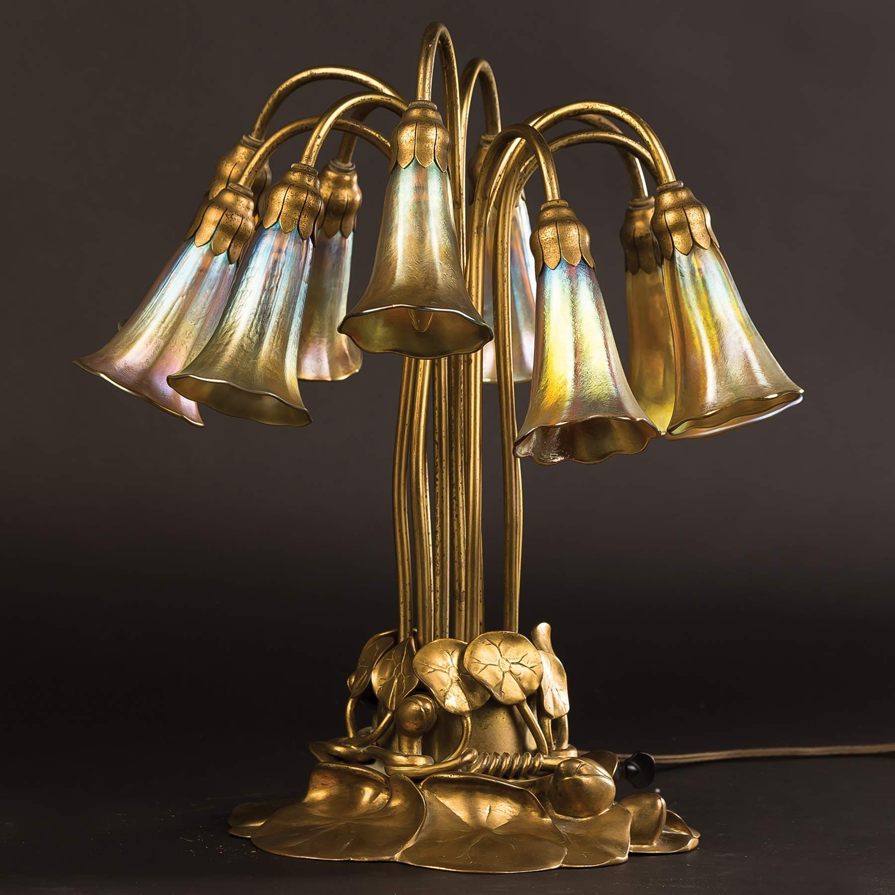 Tiffany Studios 10 Light Lily Lamp | Cottone Auctions