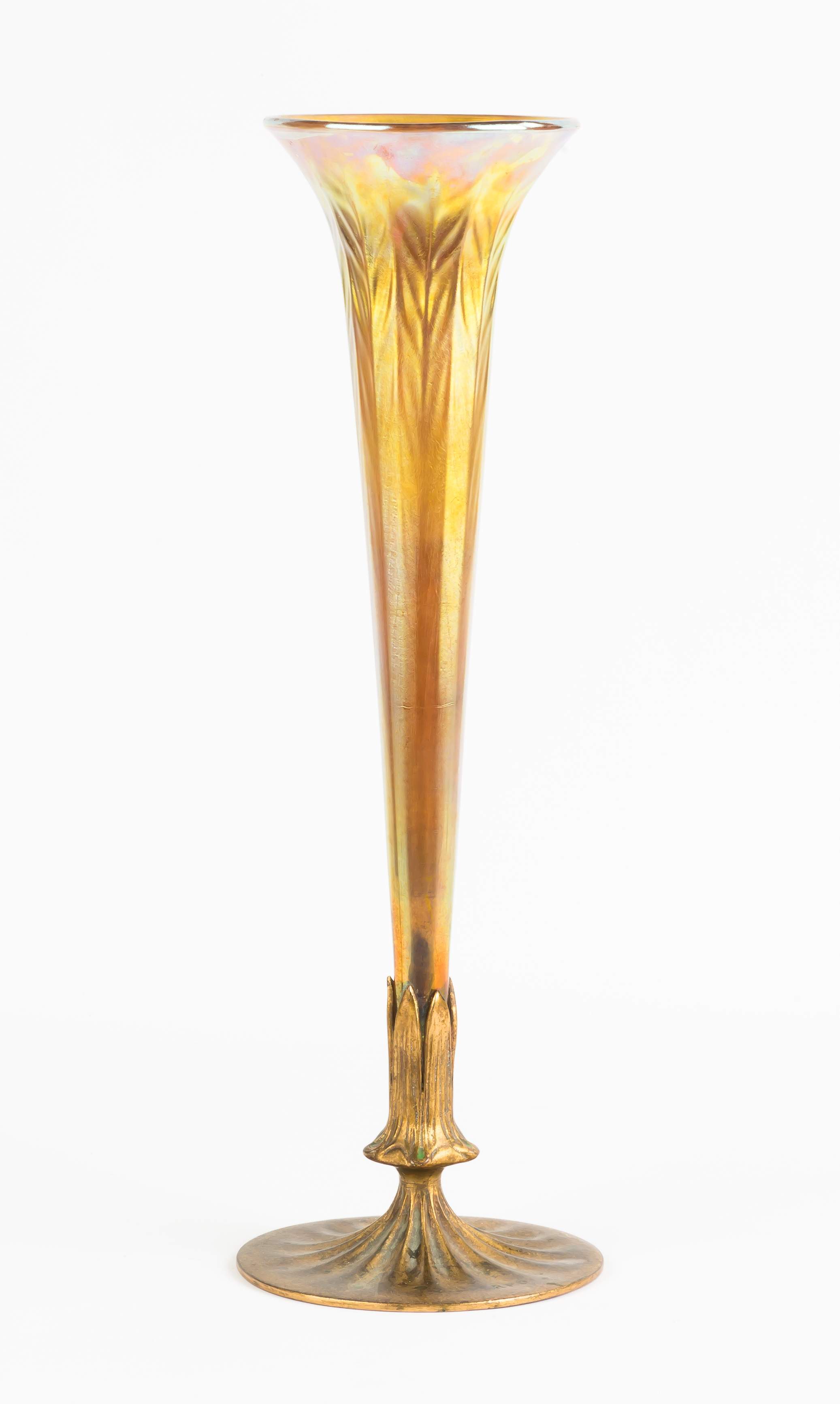 Tiffany Furnaces Trumpet Vase | Cottone Auctions
