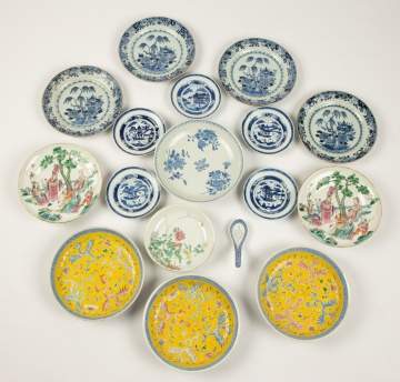 Group Chinese Porcelain Hand Painted Plates, etc. | Cottone Auctions