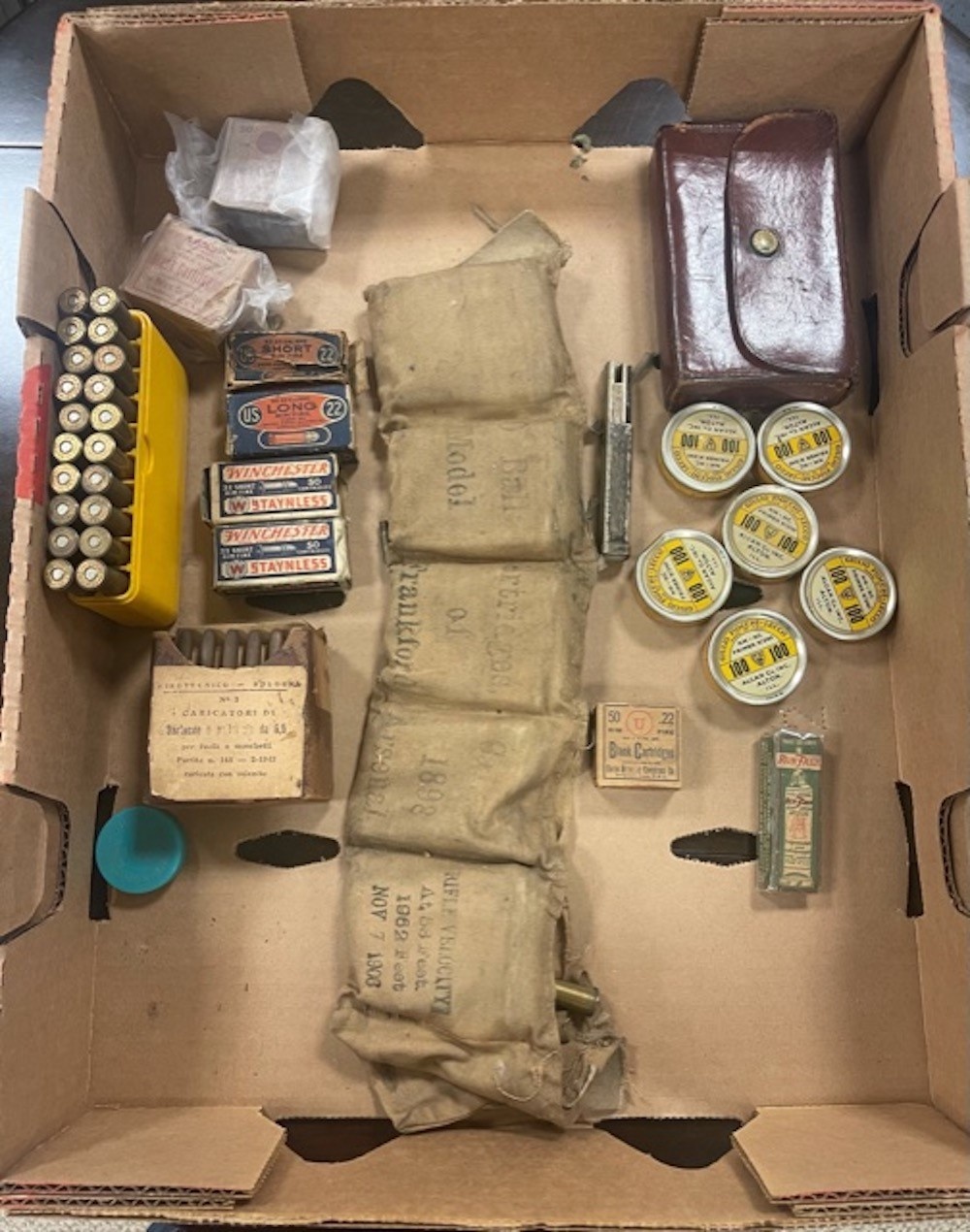 Ammo Belt, Primers and .22 Shells | Cottone Auctions