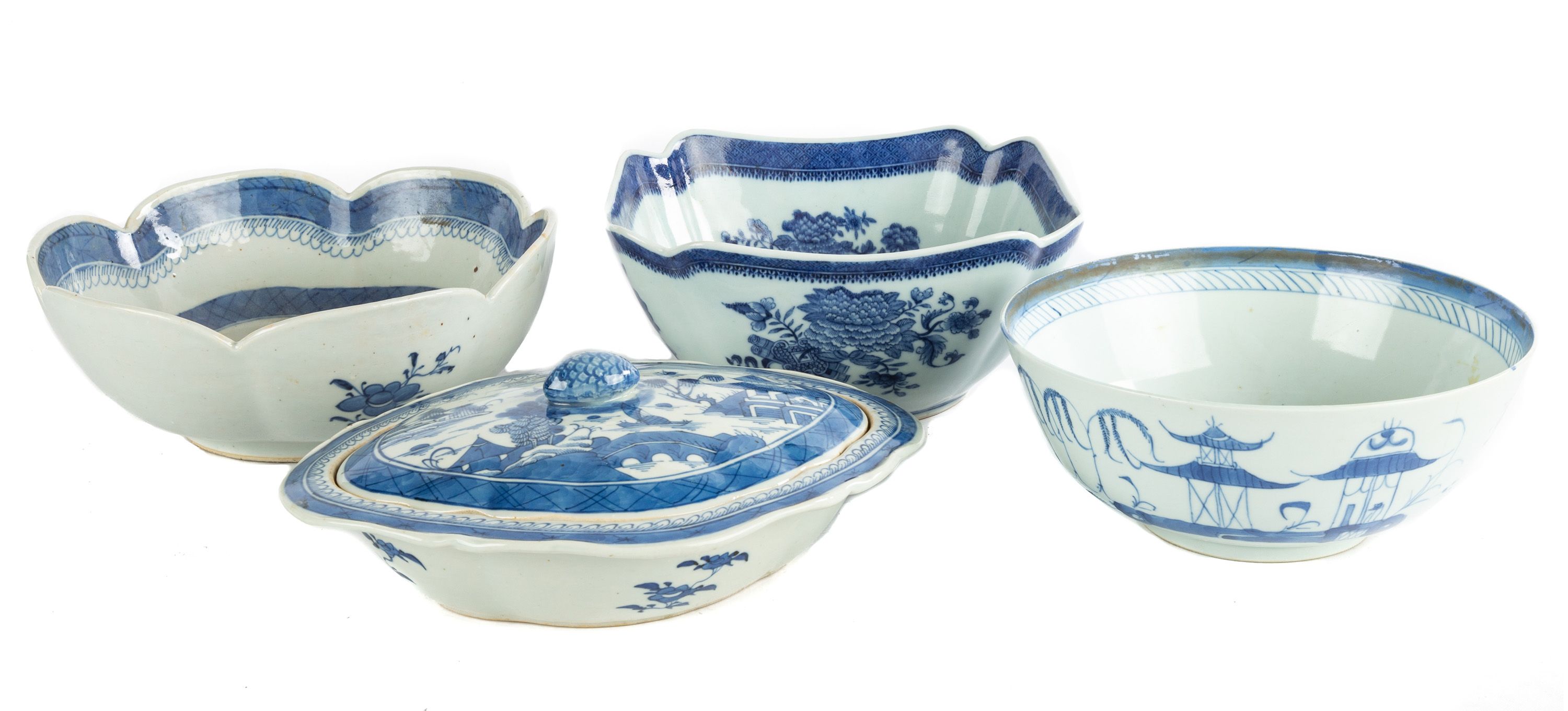 Three Chinese Canton Bowls & Covered Dish | Cottone Auctions