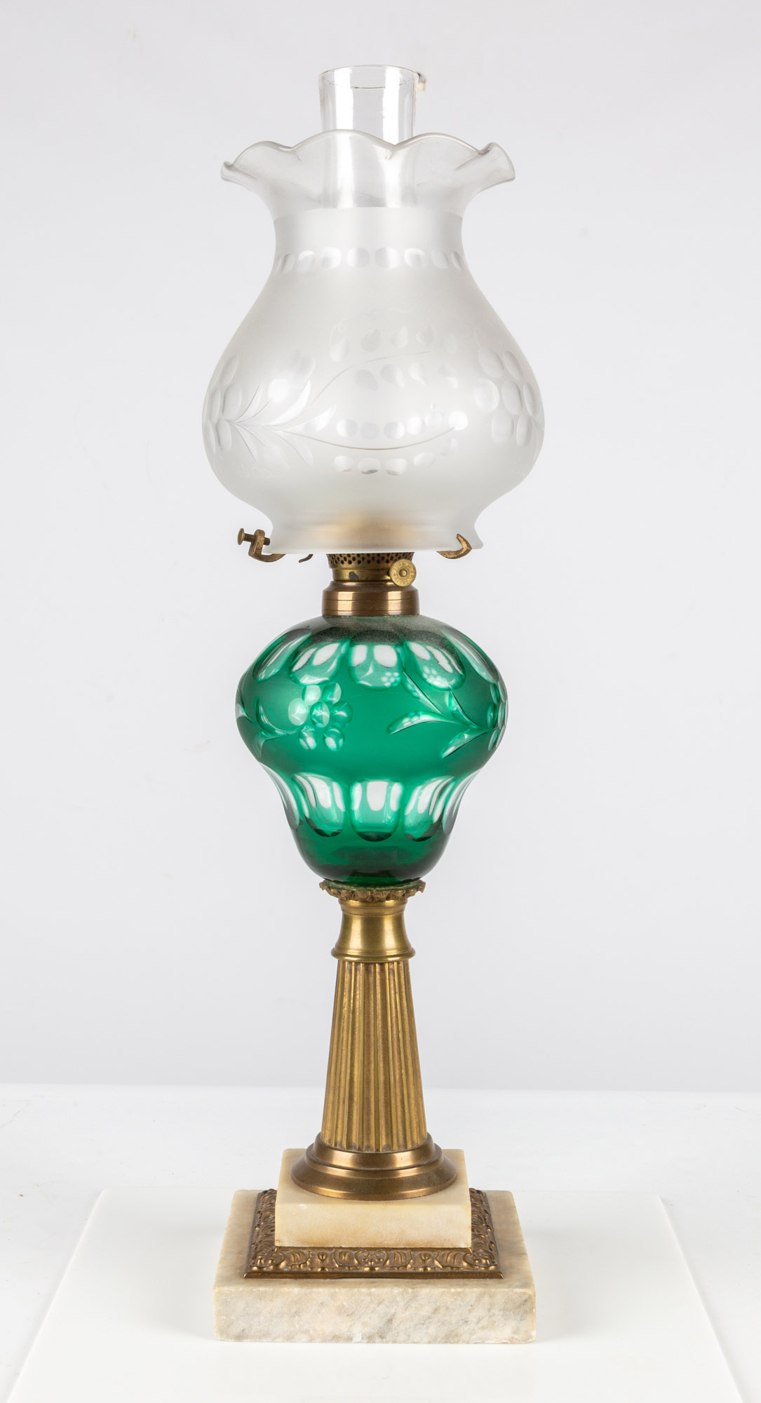 Boston and Sandwich Co. Green Overlay Oil Lamp | Cottone Auctions