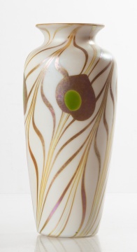 Steuben Aurene Decorated Vase