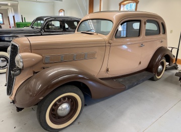 1937 REO Flying Cloud