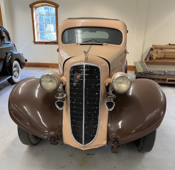 1937 REO Flying Cloud