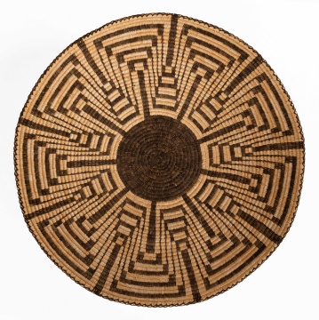 Native American Nine-Petal Squash Pima Tray, by Eva Miguel