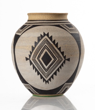 Southwest Native American Mimbres Style Pot