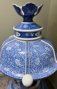 Japanese Blue & White Porcelain Garden Pagoda