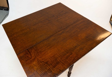 Country Sheraton Tiger Maple Drop Leaf Table