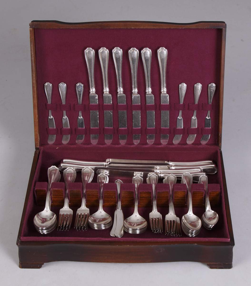 Reed & Barton Flatware Set | Cottone Auctions