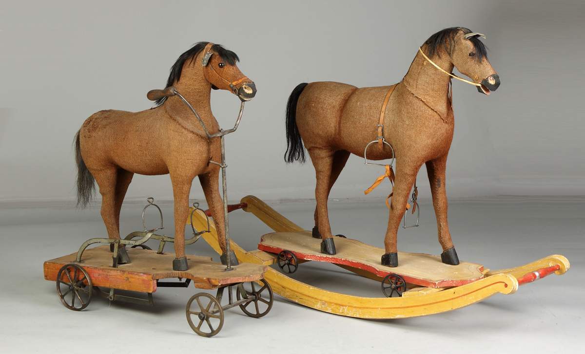 Horse Toys | Cottone Auctions